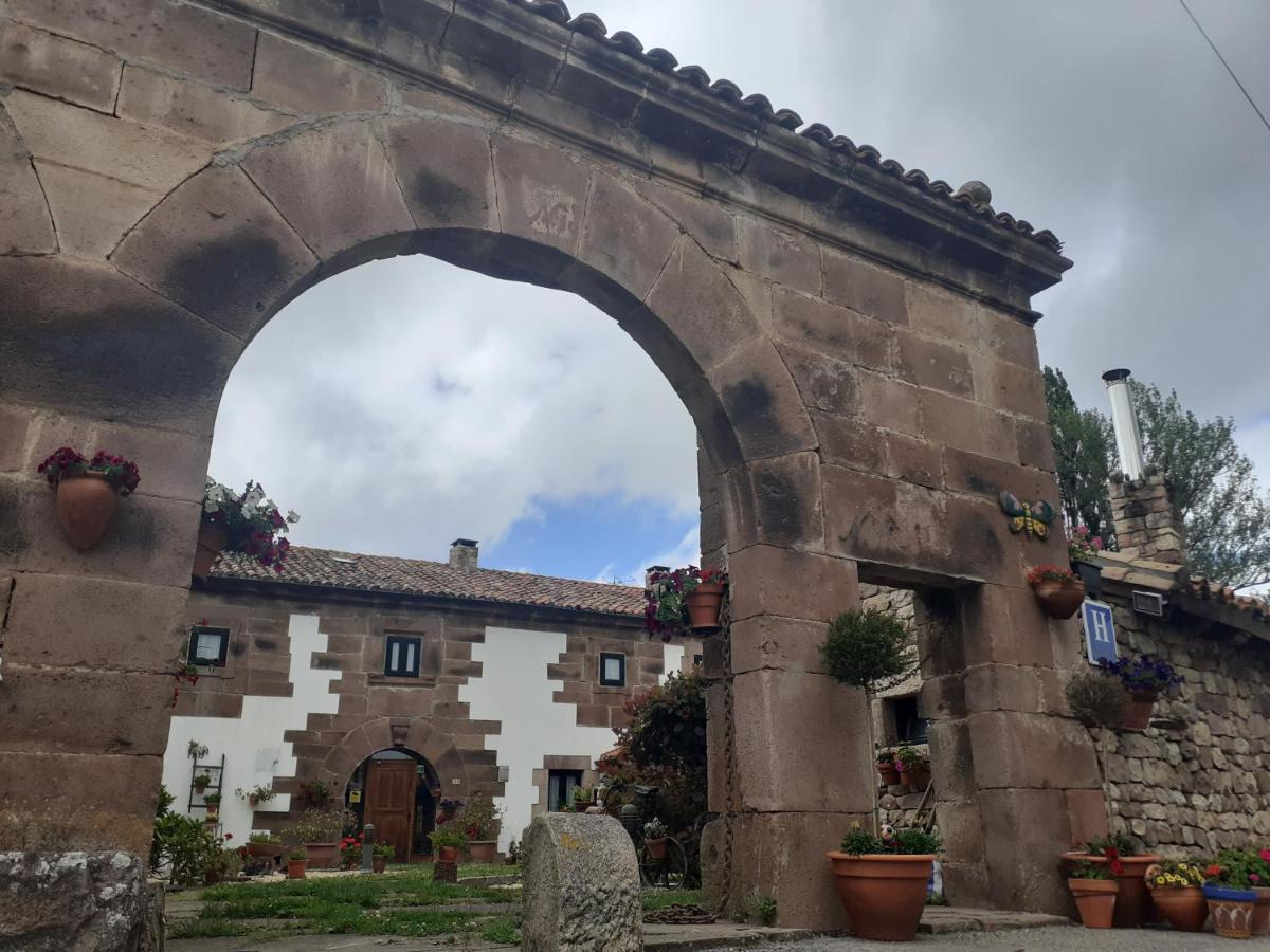 Hotel La Casona De Barrio, Alto Campoo Barrio  Ngoại thất bức ảnh